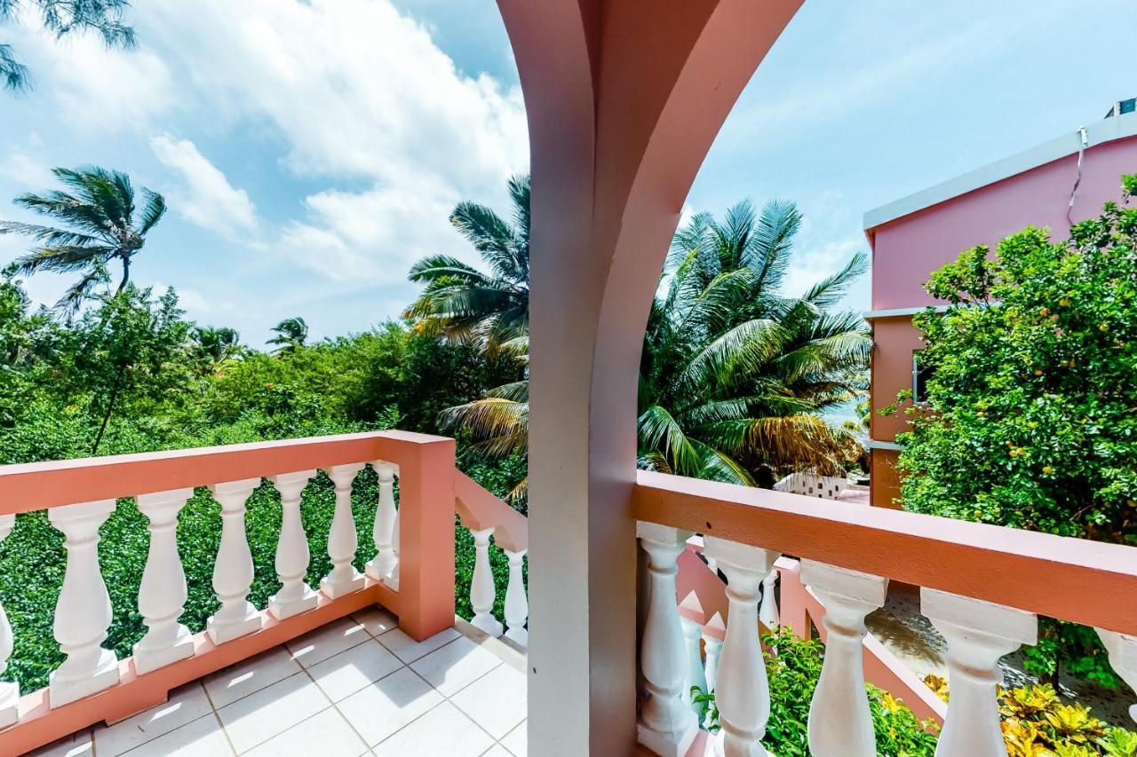 Coral Reef Condo San Pedro  Exterior foto